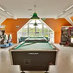 5 Person In Romo Sønderby